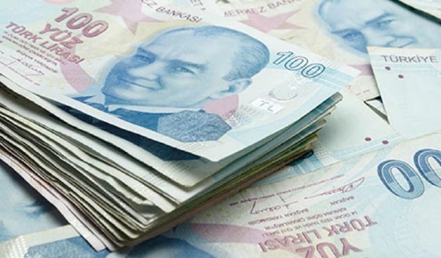 O banka emekliye para YAĞDIRIYOR! Karşılıksız 10.000 TL ödeme IBAN’A yatacak