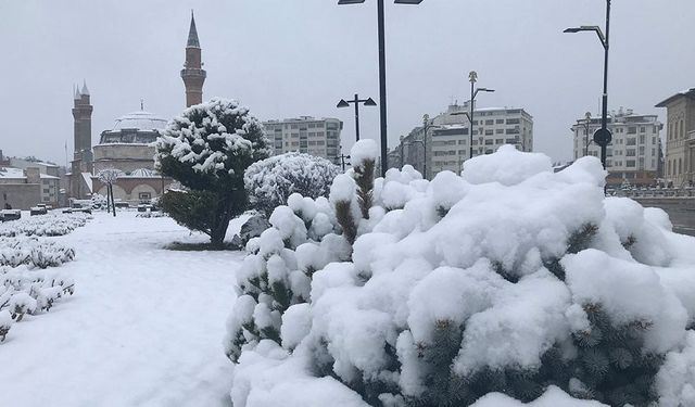 Bu Bölgeler Kara Erken Teslim Olacak! Kar Yağacak İller Belli Oldu! Kar Yağışı İçin Tarih Verildi