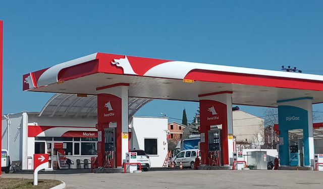 Petrol Ofisi BP'den Sonra İki Akaryakıt Şirketinin Daha Peşine Düştü!