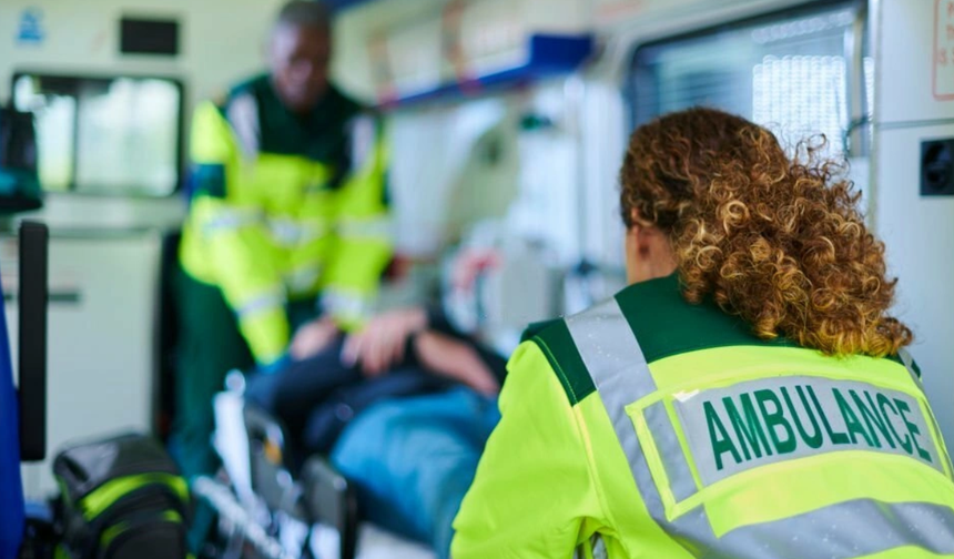 Hastaneler İçin İş İlanı: Ambulans Çalışanı ve İlk Yardım Bilen Sağlık Teknikeri Aranıyor!