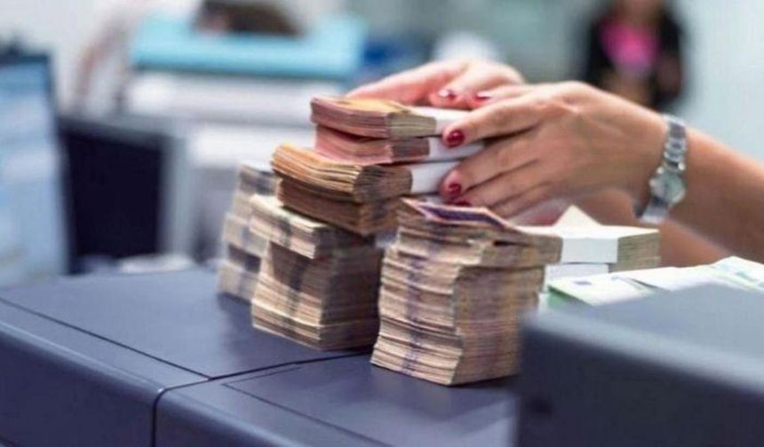 Türkiye'de Bankaların Faiz Atağı: Dolar Krizinden Sonra Yerel Para Birimine Dönüş Hız Kazandırdı