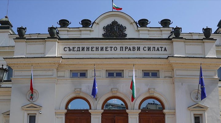 bulgaristan-da-hukumet-istifa-etti-1033920-5